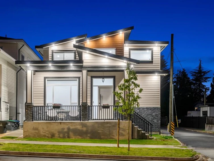 5981 142 Street, Surrey, BC, V3X 1C5