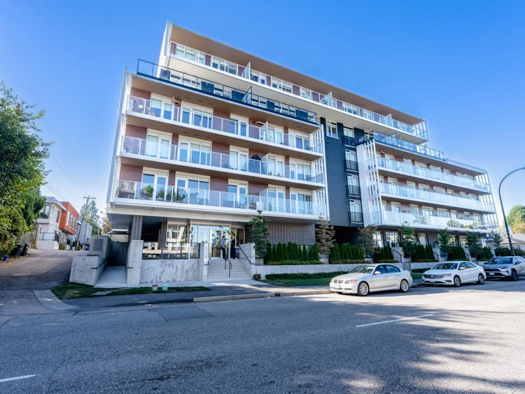215-528 W King Edward Avenue, Vancouver, BC, V5Z 2C3