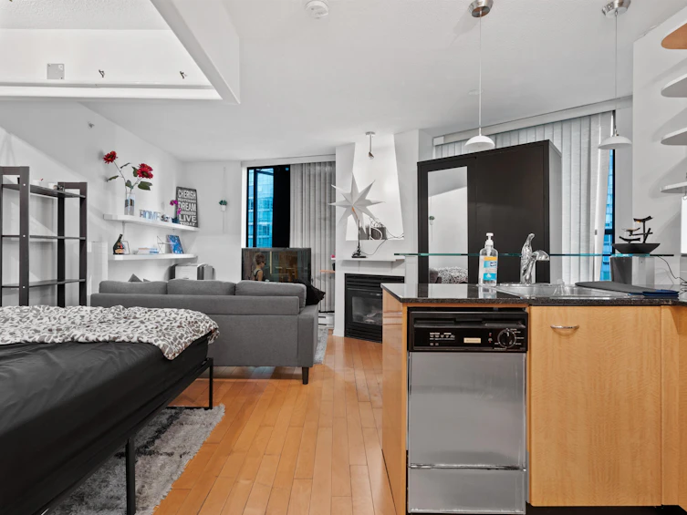 1603-501 Pacific Street, Vancouver, BC, V6Z 2X6
