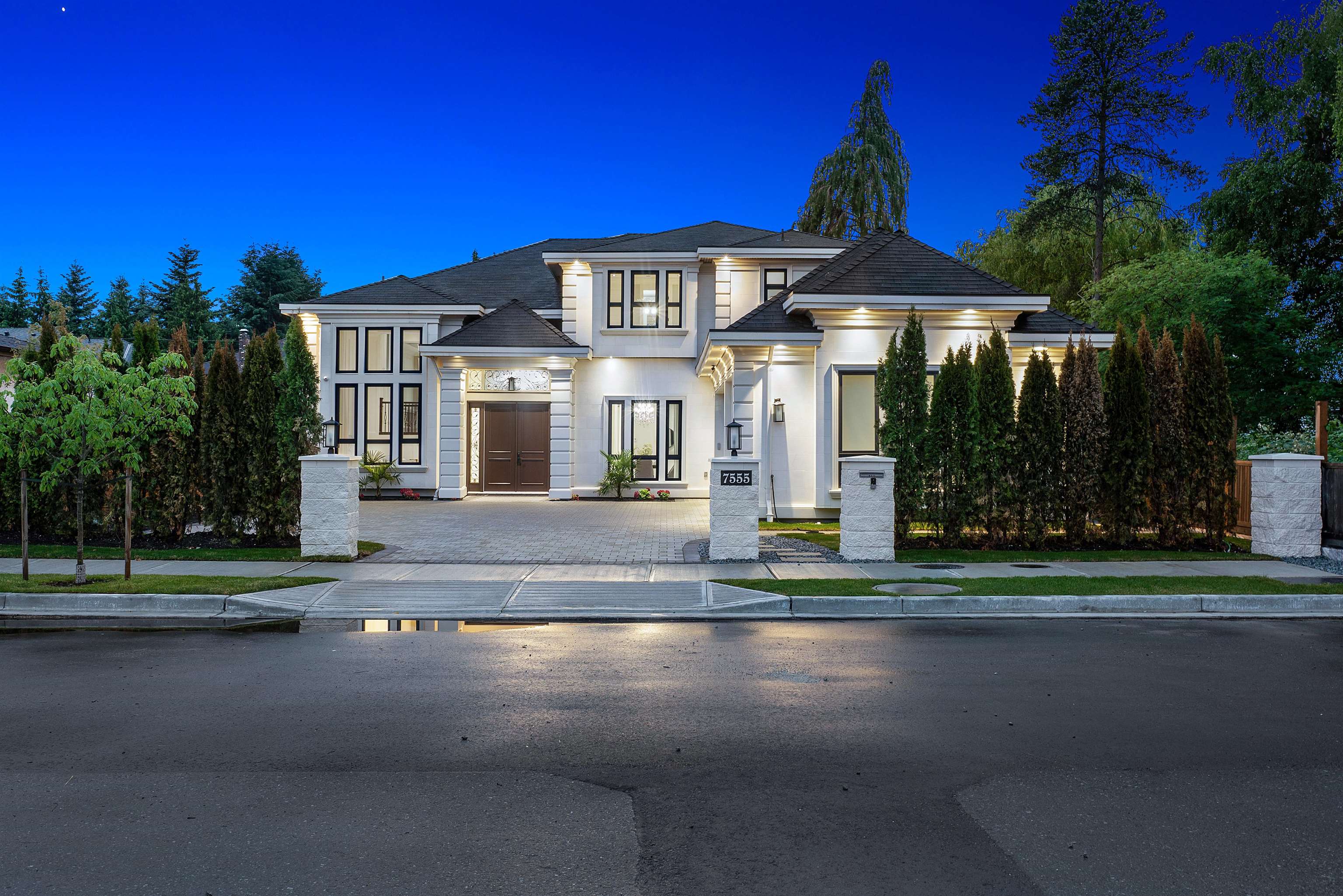 7555 Armstrong Street, Richmond, BC, V6Y 0K5