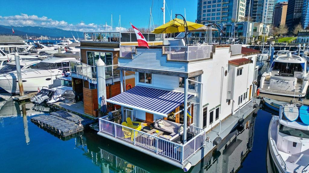 C38-1525 Coal Harbour Quay, Vancouver, BC, V6G 3E7