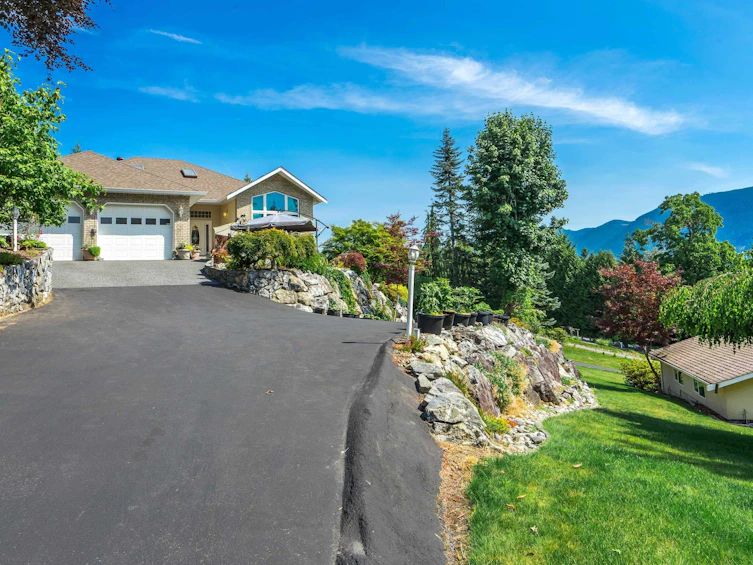 34653 Dunn Street, Mission, BC, V2V 6Y6