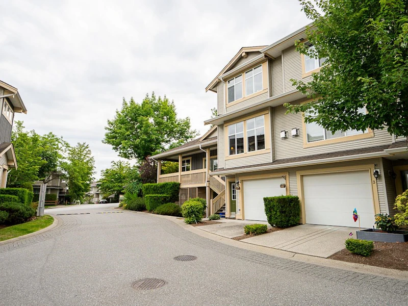 2 - 14959 58th Avenue, Surrey BC V3S 9Y9