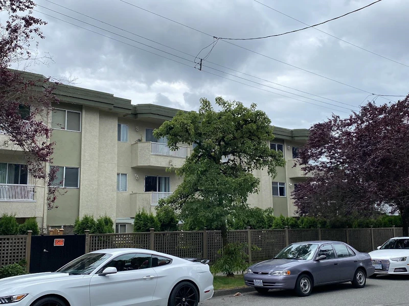 206 - 458 E 43rd Avenue, Vancouver BC V5W 1T4