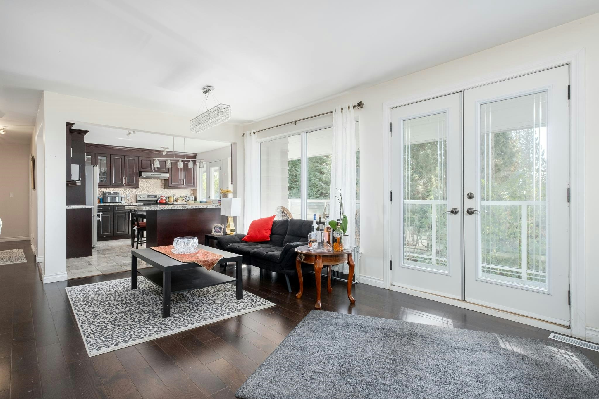 1290 Queens Avenue, West Vancouver, BC, V7S 2K5