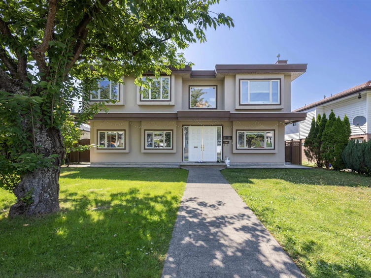 5237 Carleton Court, Burnaby, BC, V5H 2N4