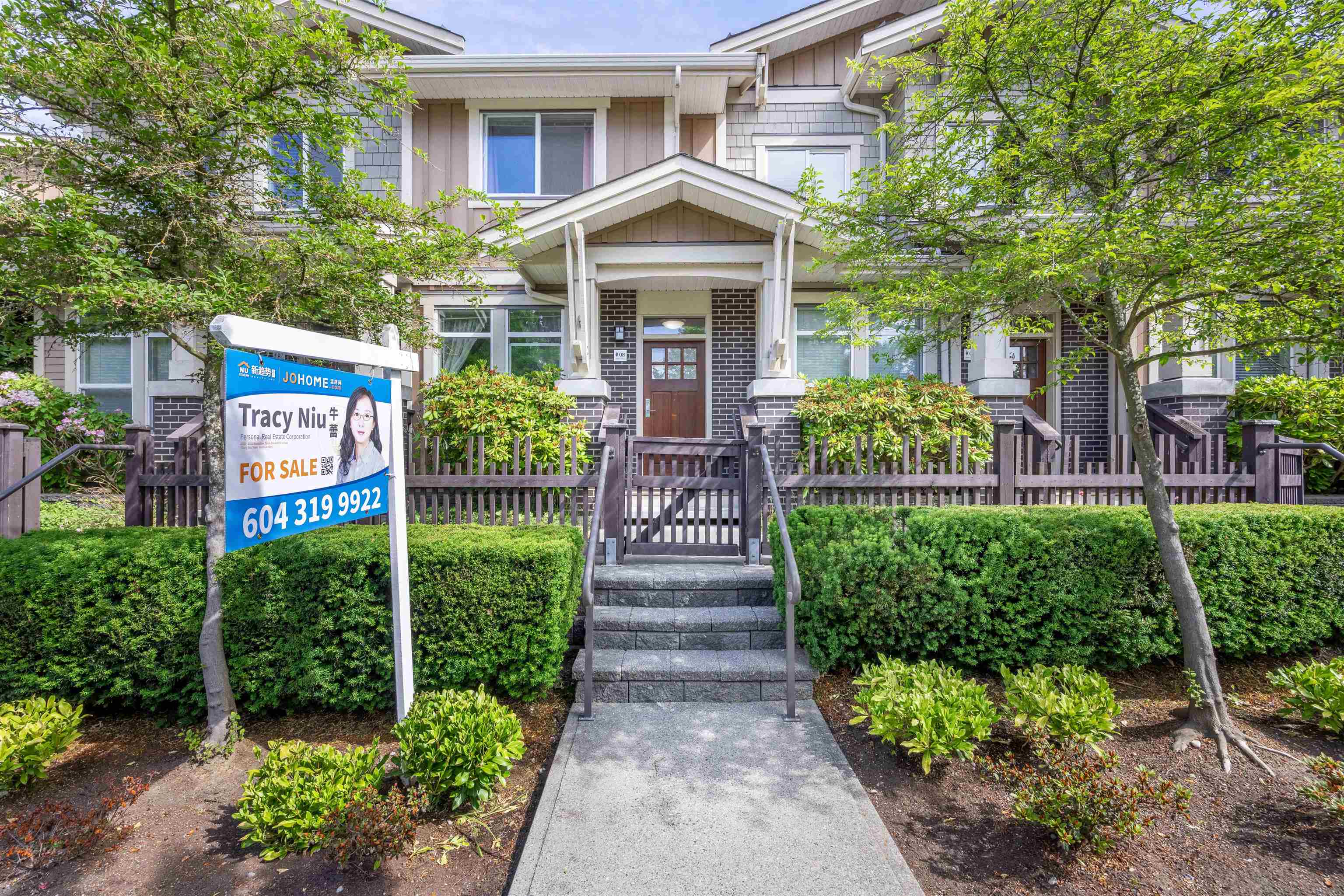 8-5663 Irmin Street, Burnaby, BC, V5J 0C5