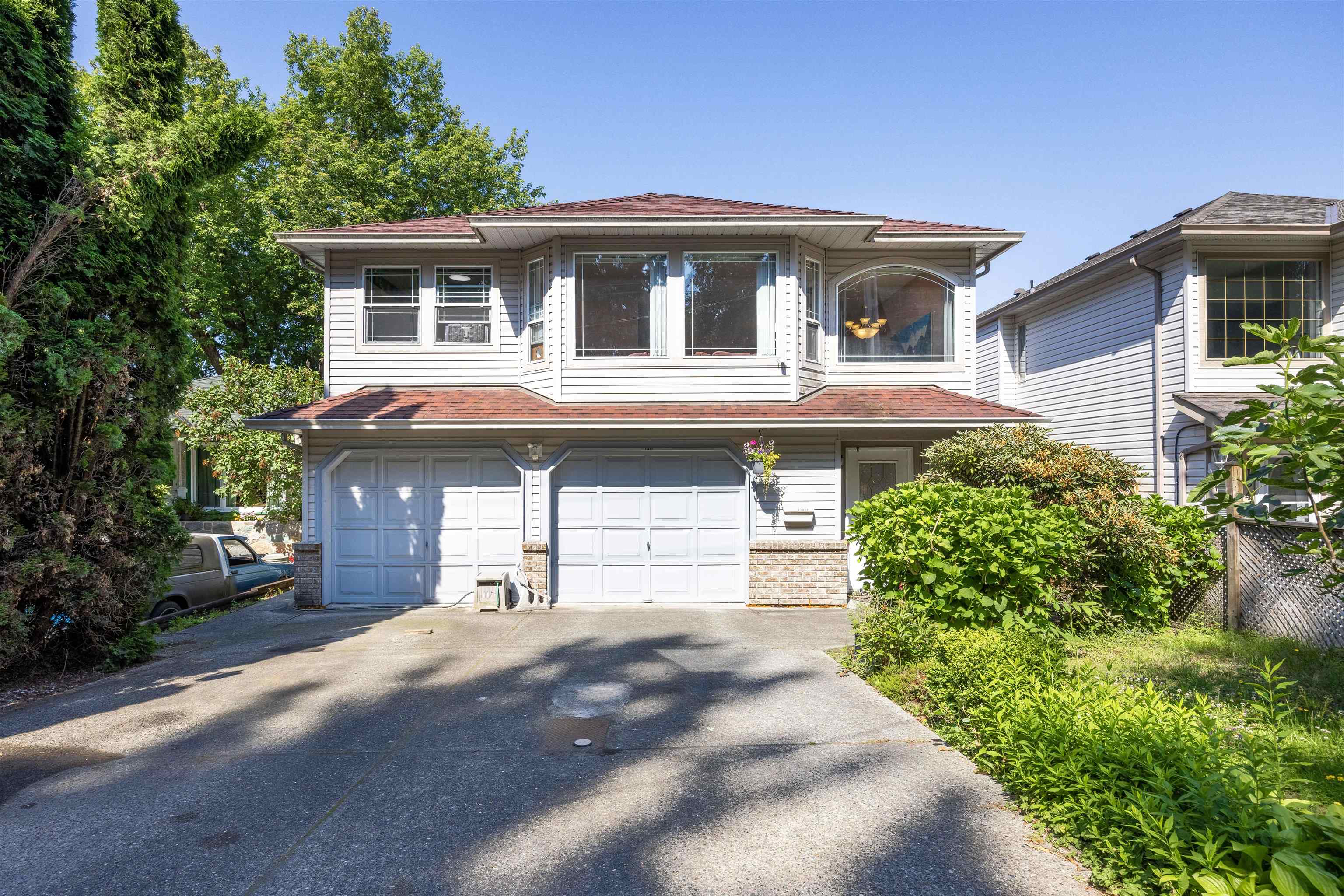 11637 207 Street, Maple Ridge, BC, V2X 1X2