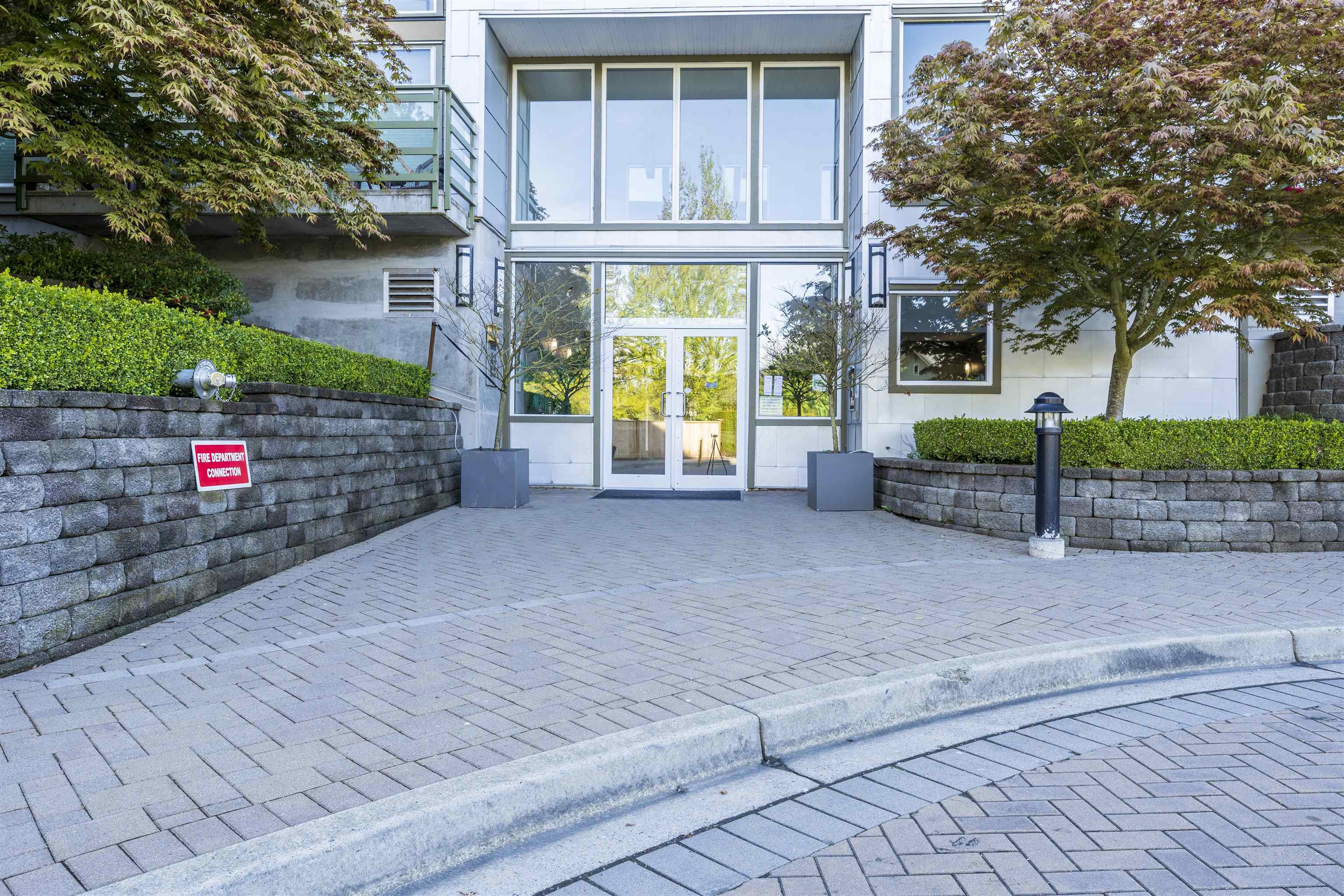 305-15850 26 Avenue, Surrey, BC, V3Z 2N6