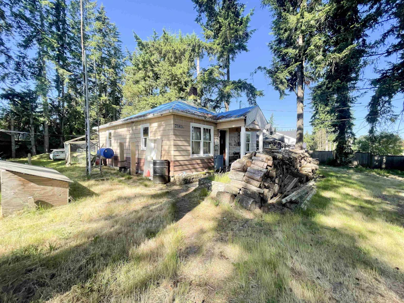 23816 Old Yale Road, Langley BC V2Z 2K4