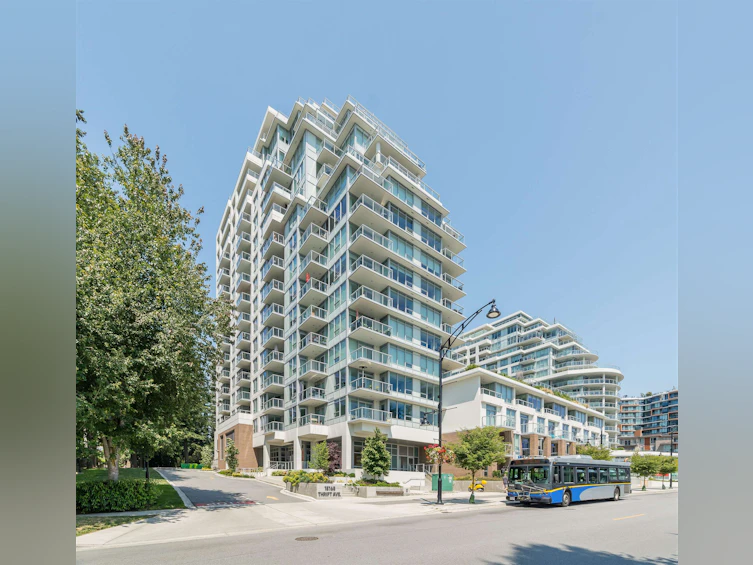 1303-15165 Thrift Avenue, Surrey, BC, V4B 0C1