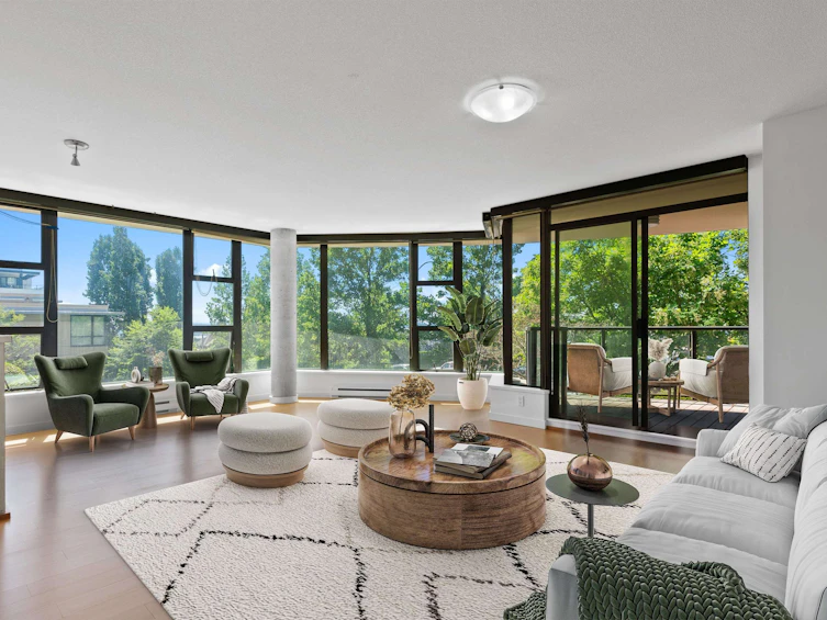 205-683 W Victoria Park, North Vancouver, BC, V7M 0A2