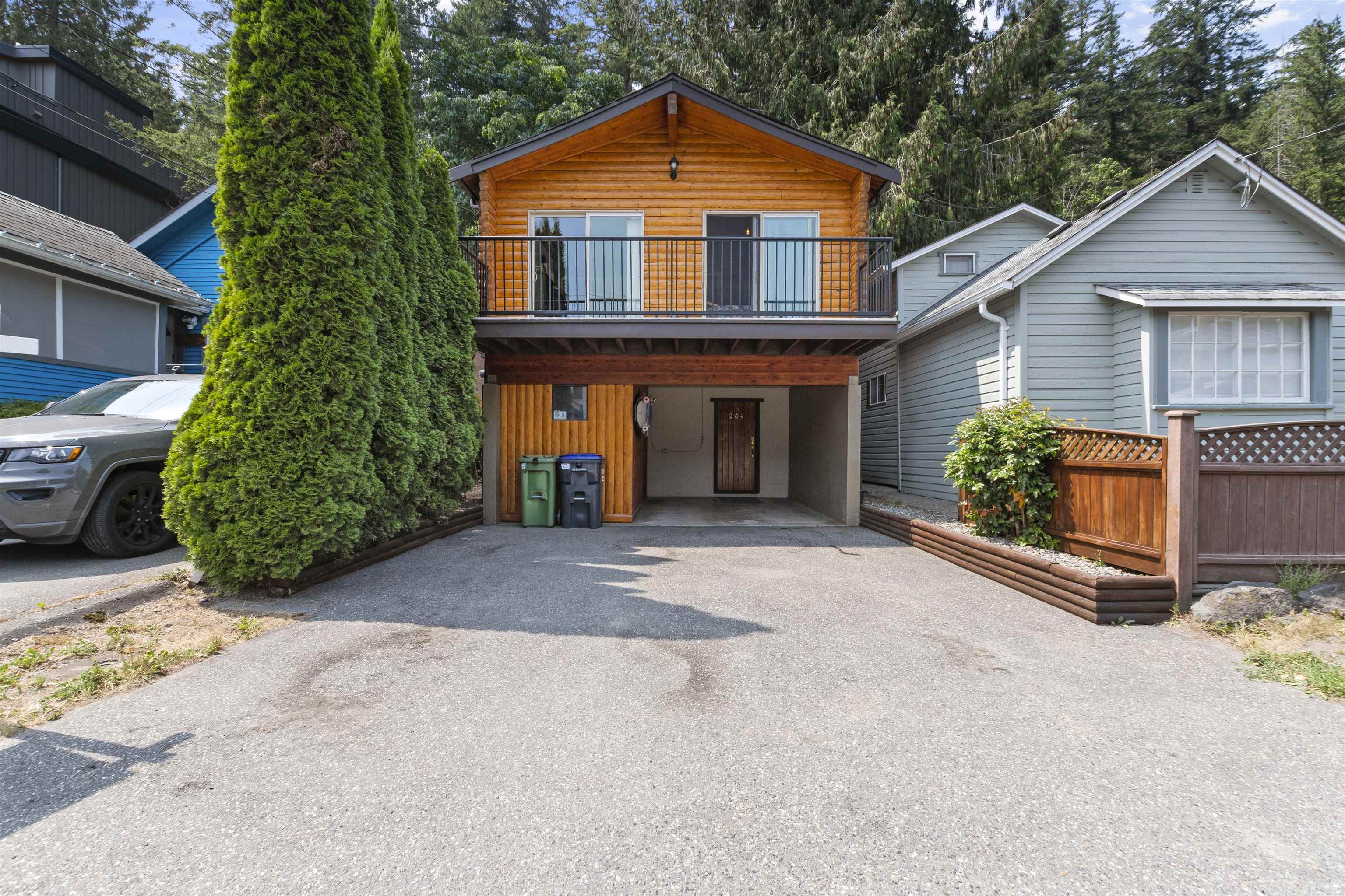 204 Lakeshore Drive, Cultus Lake, BC, V2R 5A1