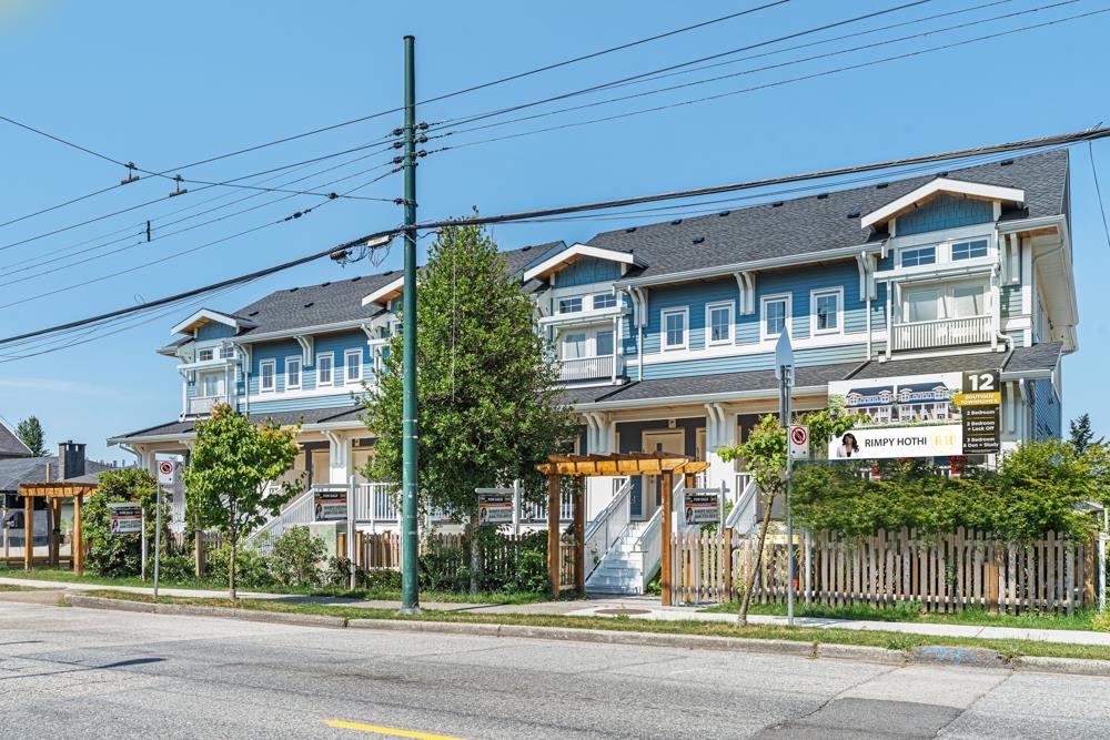 4795 Slocan Street, Vancouver, BC, V5R 2A2