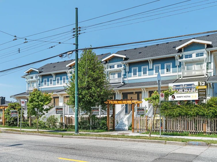 4795 Slocan Street, Vancouver, BC, V5R 2A2