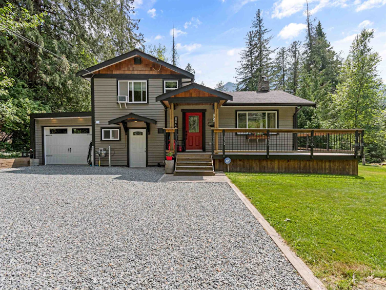 66476 Johnson Road, Hope, BC, V0X 1L1