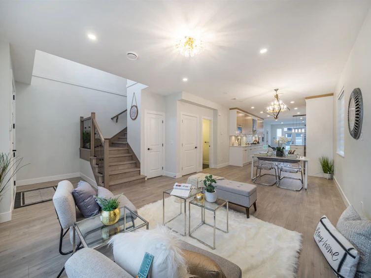 6752 Lakeview Avenue, Burnaby, BC, V5E 2P4