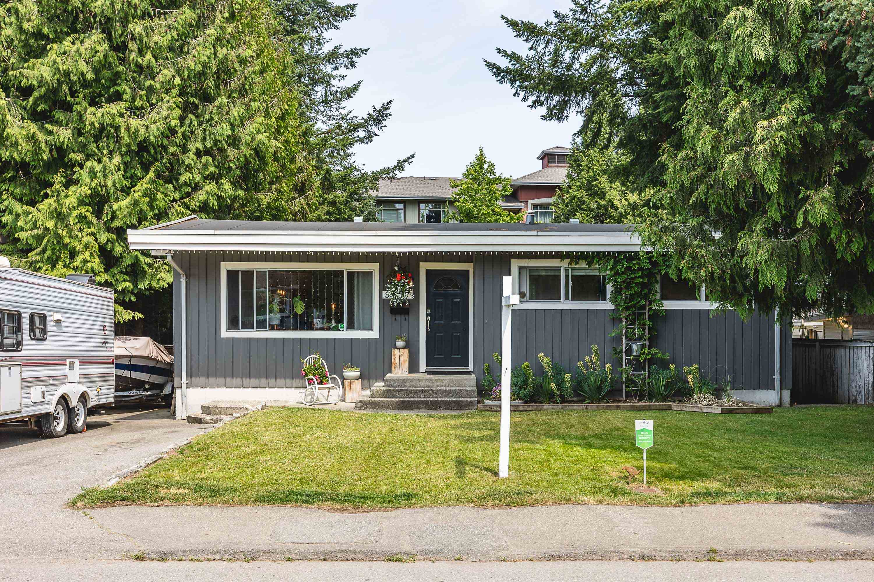 33977 Victory Boulevard, Abbotsford, BC, V2S 1S8