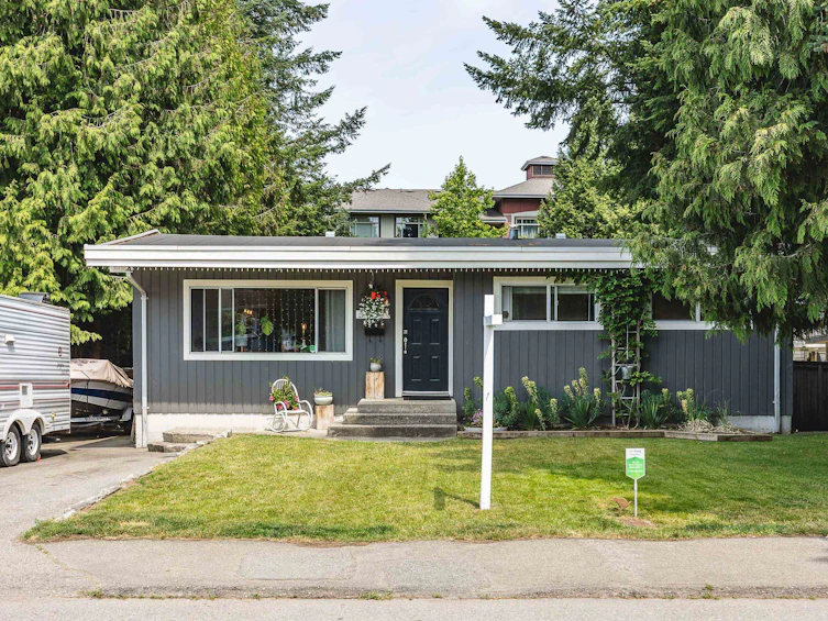 33977 Victory Boulevard, Abbotsford, BC, V2S 1S8