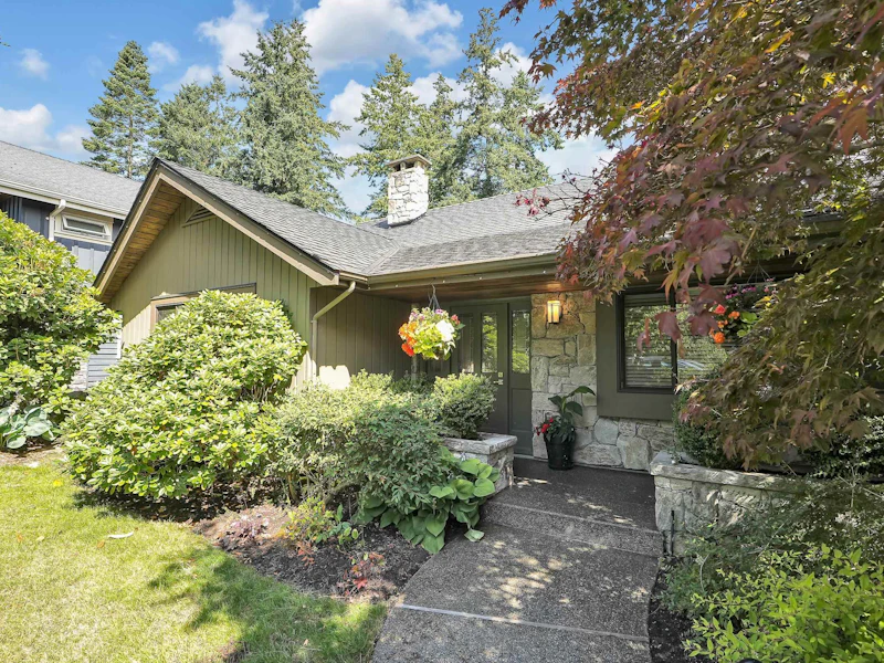 5093 7b Avenue, Delta BC V4M 1S3