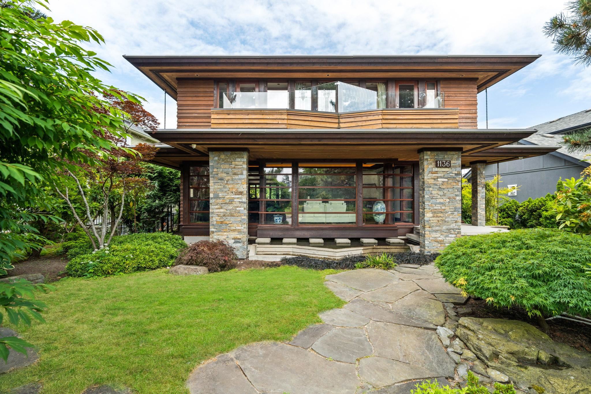 1136 Grand Boulevard, North Vancouver, BC, V7L 3X2