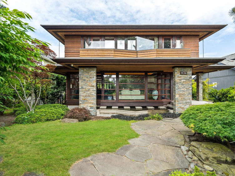 1136 Grand Boulevard, North Vancouver, BC, V7L 3X2