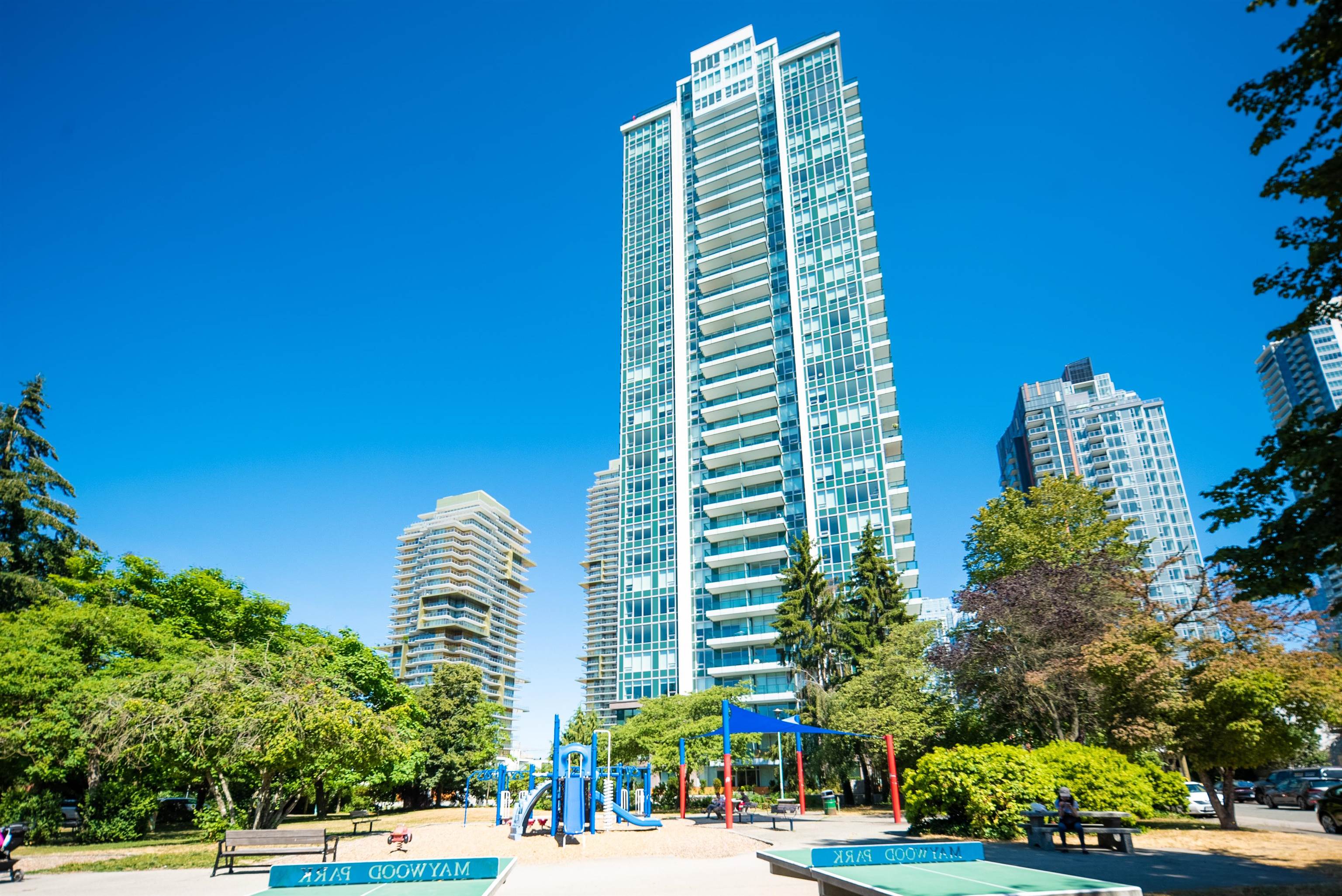 604-6463 Silver Avenue, Burnaby, BC, V5H 0K4