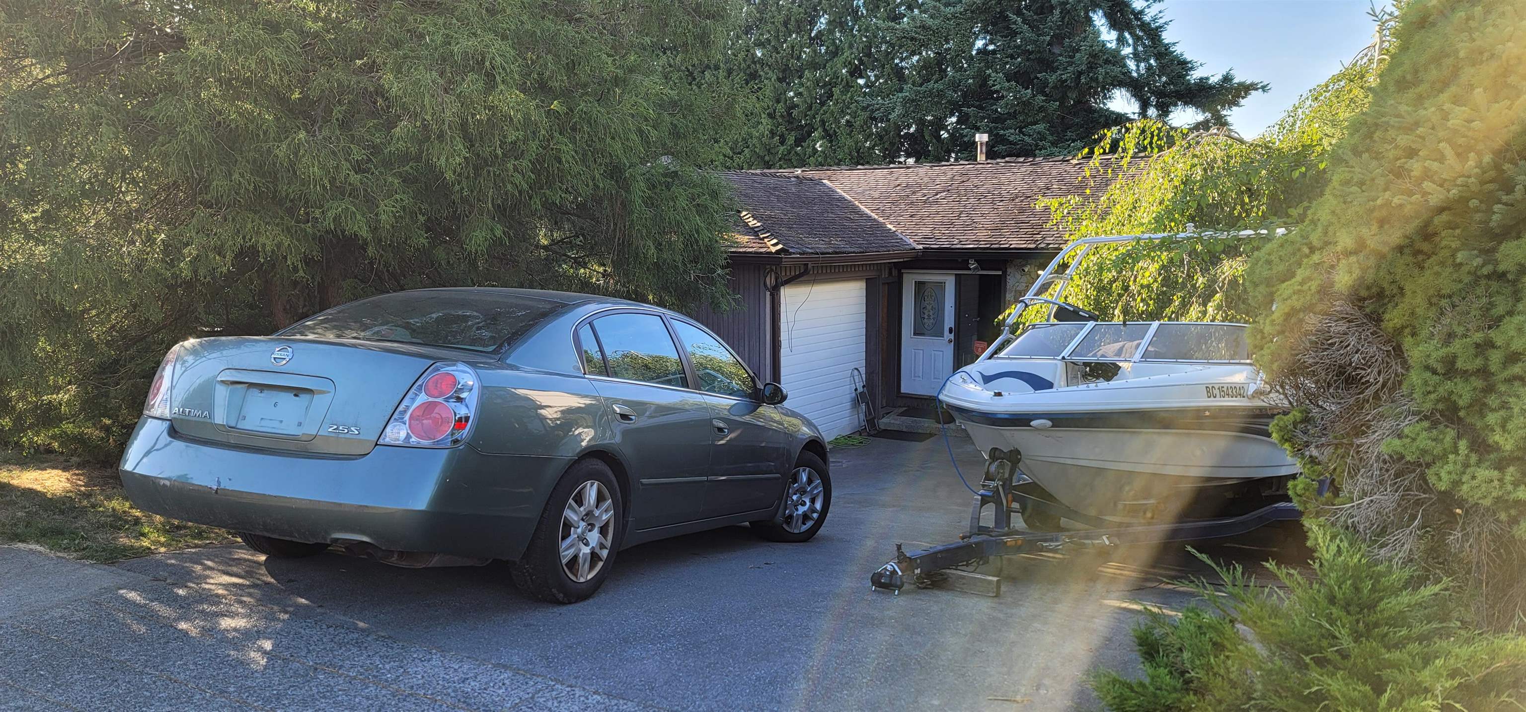 14119 78 Avenue, Surrey, BC, V3W 6J5