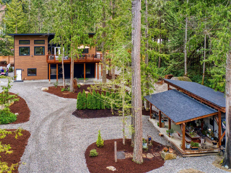 6290 Sechelt Inlet Road, Sechelt, BC, V7Z 0L3