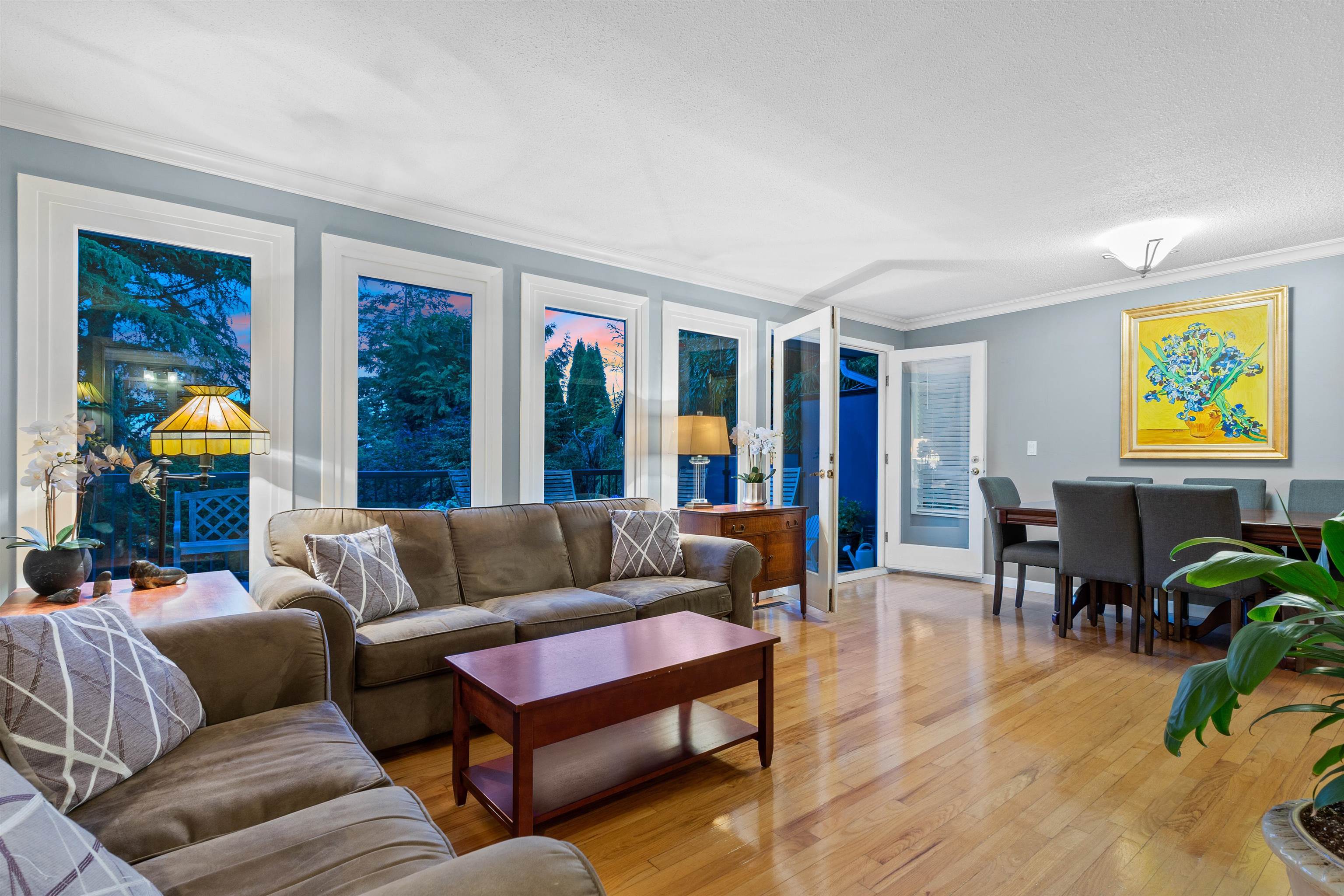 1038 Mathers Avenue, West Vancouver, BC, V7T 2G1