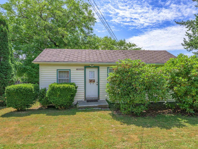 19340 64th Avenue, Surrey BC V3S 7L5