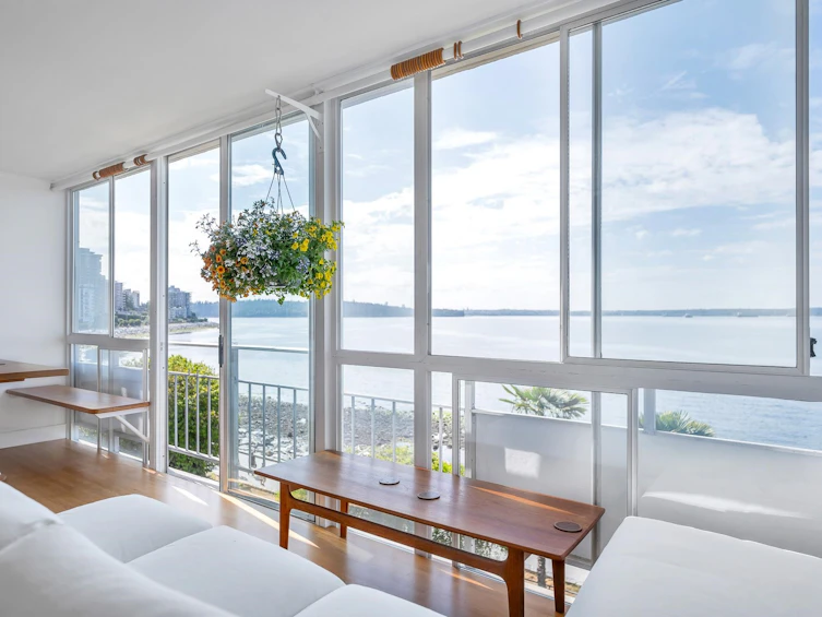 306-150 24th Street, West Vancouver, BC, V7V 4G8