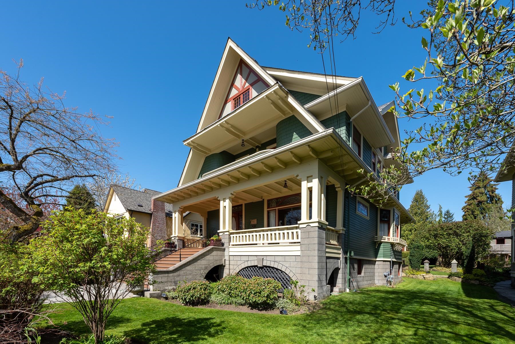 109 Third Avenue, New Westminster, BC, V3L 1L7
