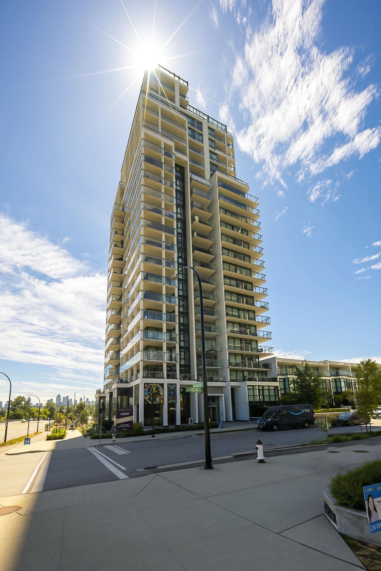 705-4488 Juneau Street, Burnaby, BC, V5C 0M4