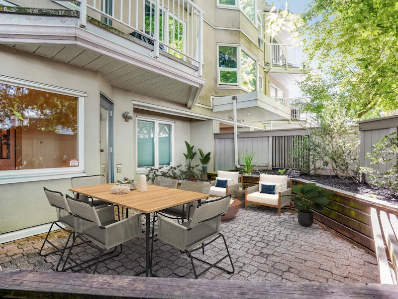 101 - 2256 W 7th Avenue, Vancouver BC V6K 1Y2