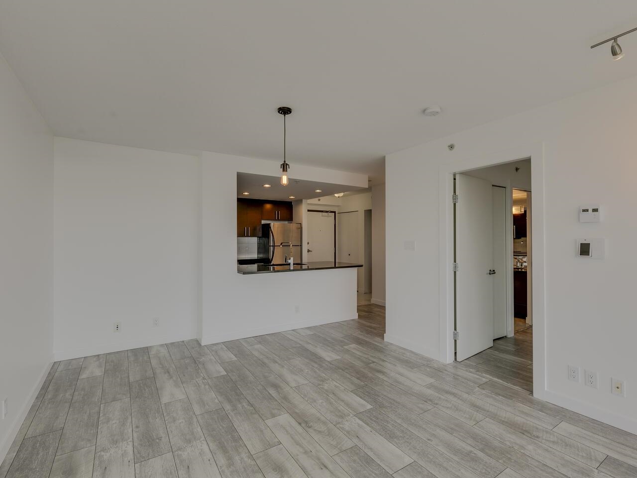 1602-555 Delestre Avenue, Coquitlam, BC, V3K 0A9 - 9
