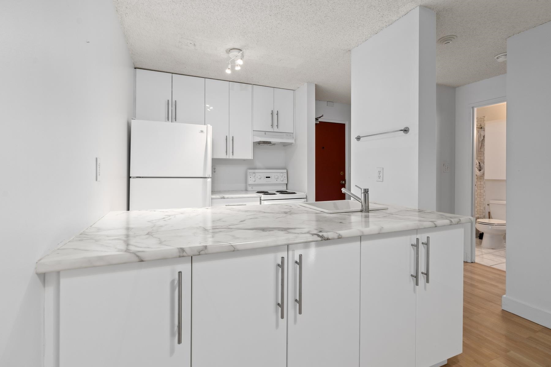 609-1040 Pacific Street, Vancouver, BC, V6E 4C1