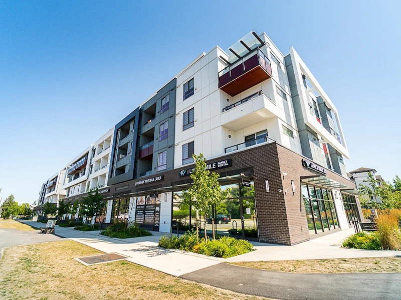 505 - 14438 72nd Avenue, Surrey BC