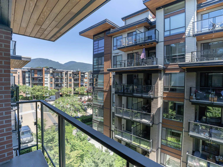 420-723 W 3rd Street, North Vancouver, BC, V7M 0E4