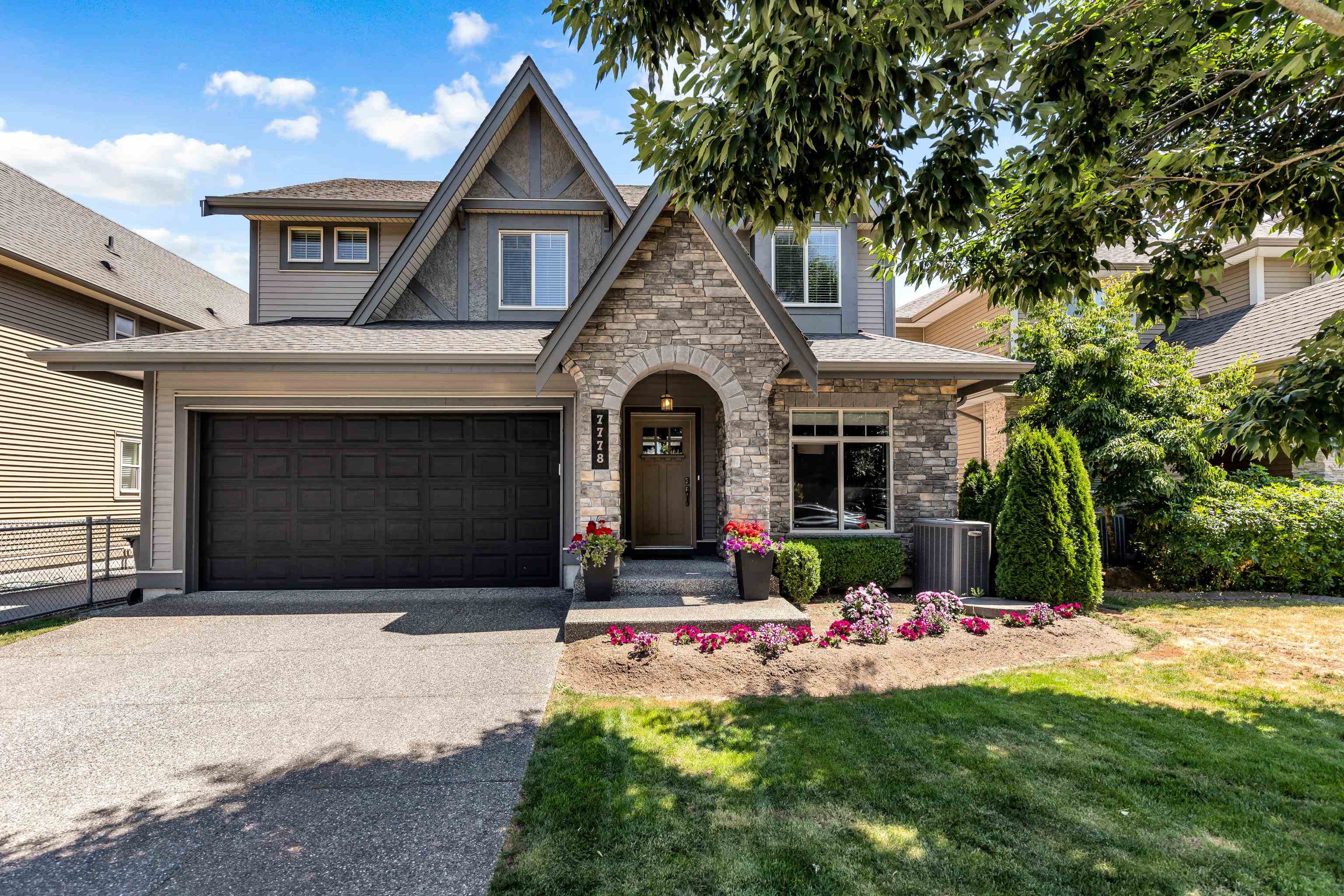 7778 211 Street, Langley, BC, V2Y 0H8