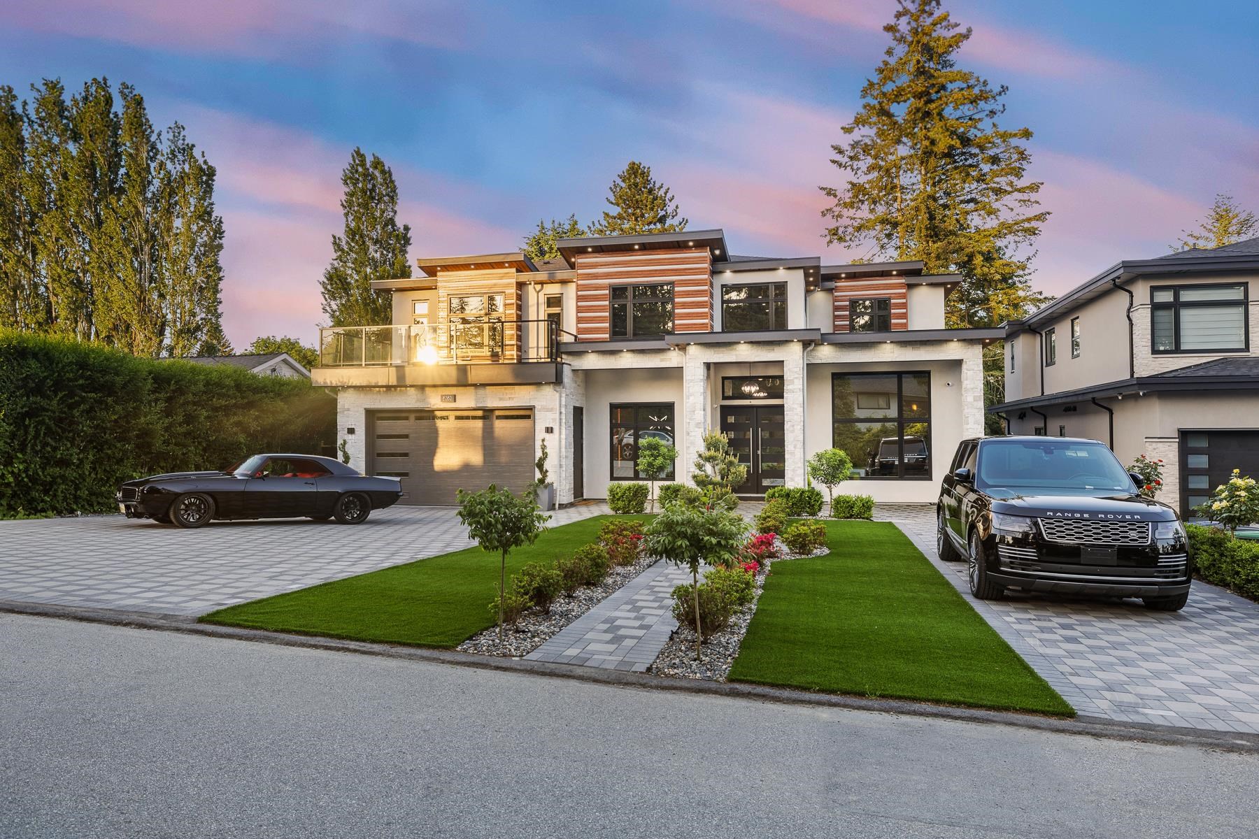 5858 172a Street, Surrey, BC, V3S 3Z8