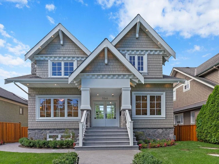 3241 W 32nd Avenue, Vancouver, BC, V6L 2C2