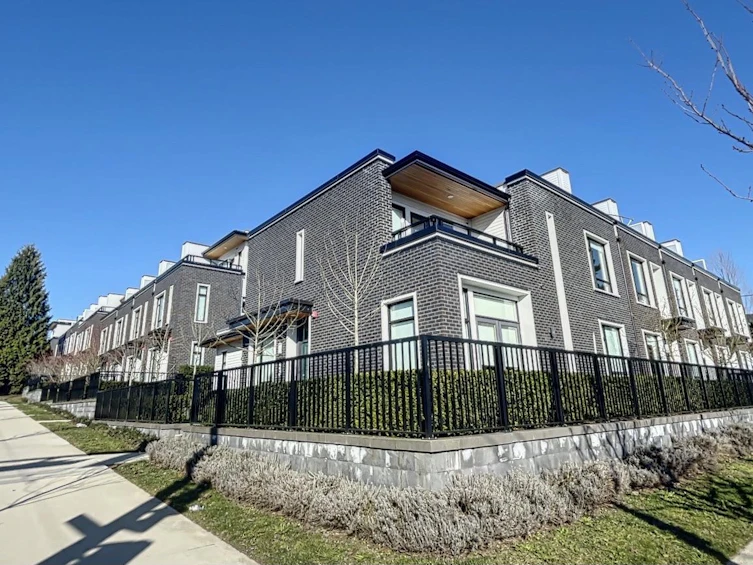 7488 Granville Street, Vancouver, BC, V6P 0G1 - 2