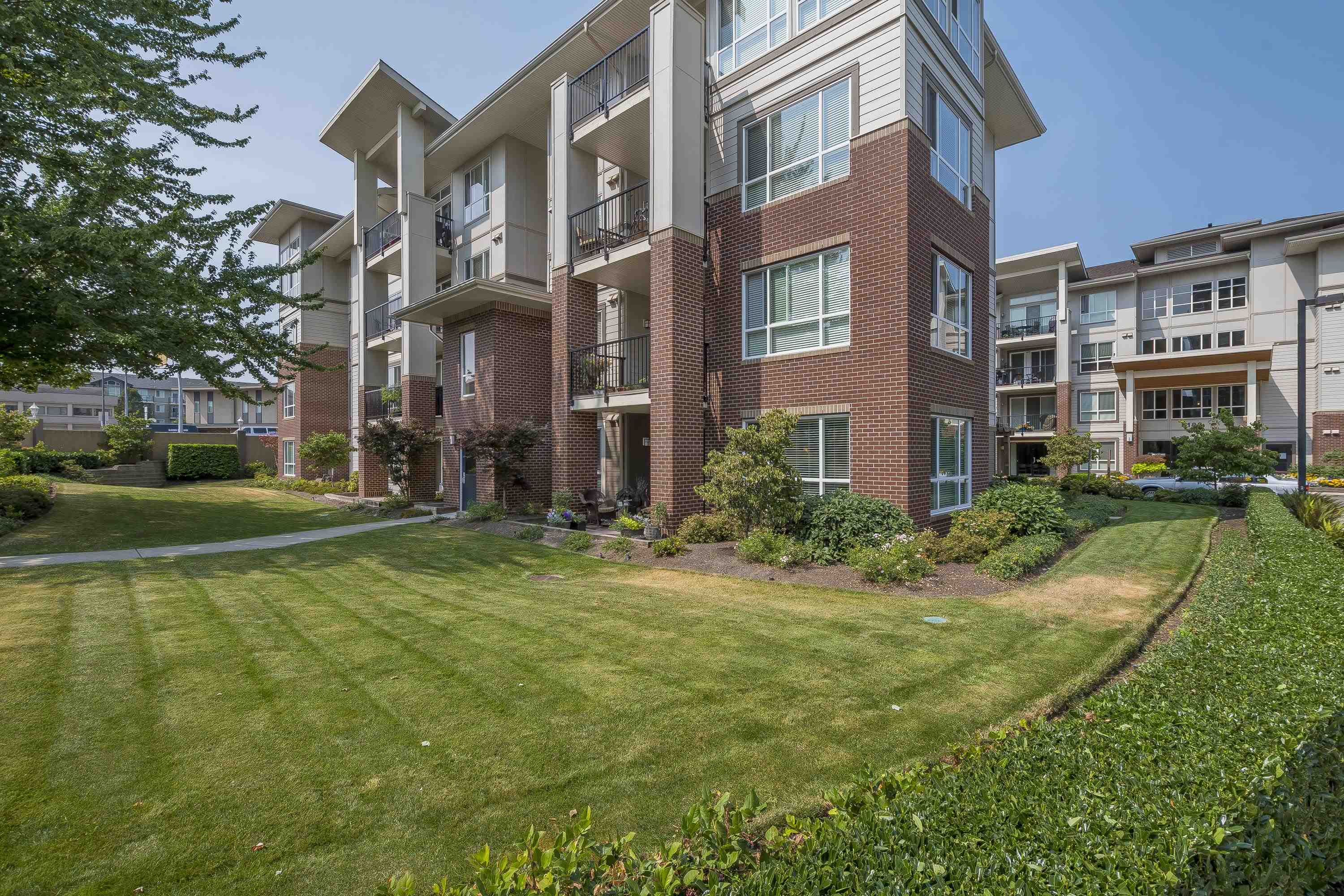 217-3192 Gladwin Road, Abbotsford, BC, V2T 6M9