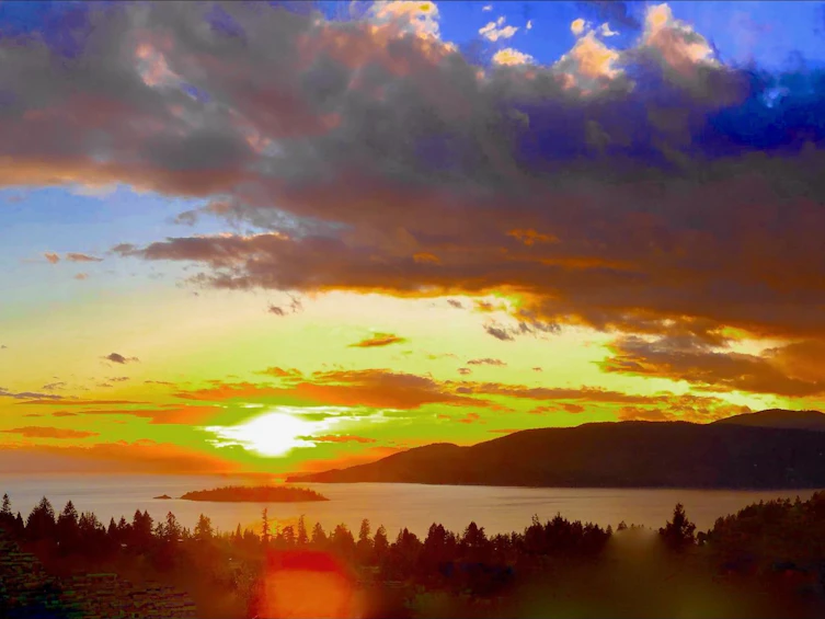 5320 Meadfeild Road, West Vancouver, BC, V7W 3E5