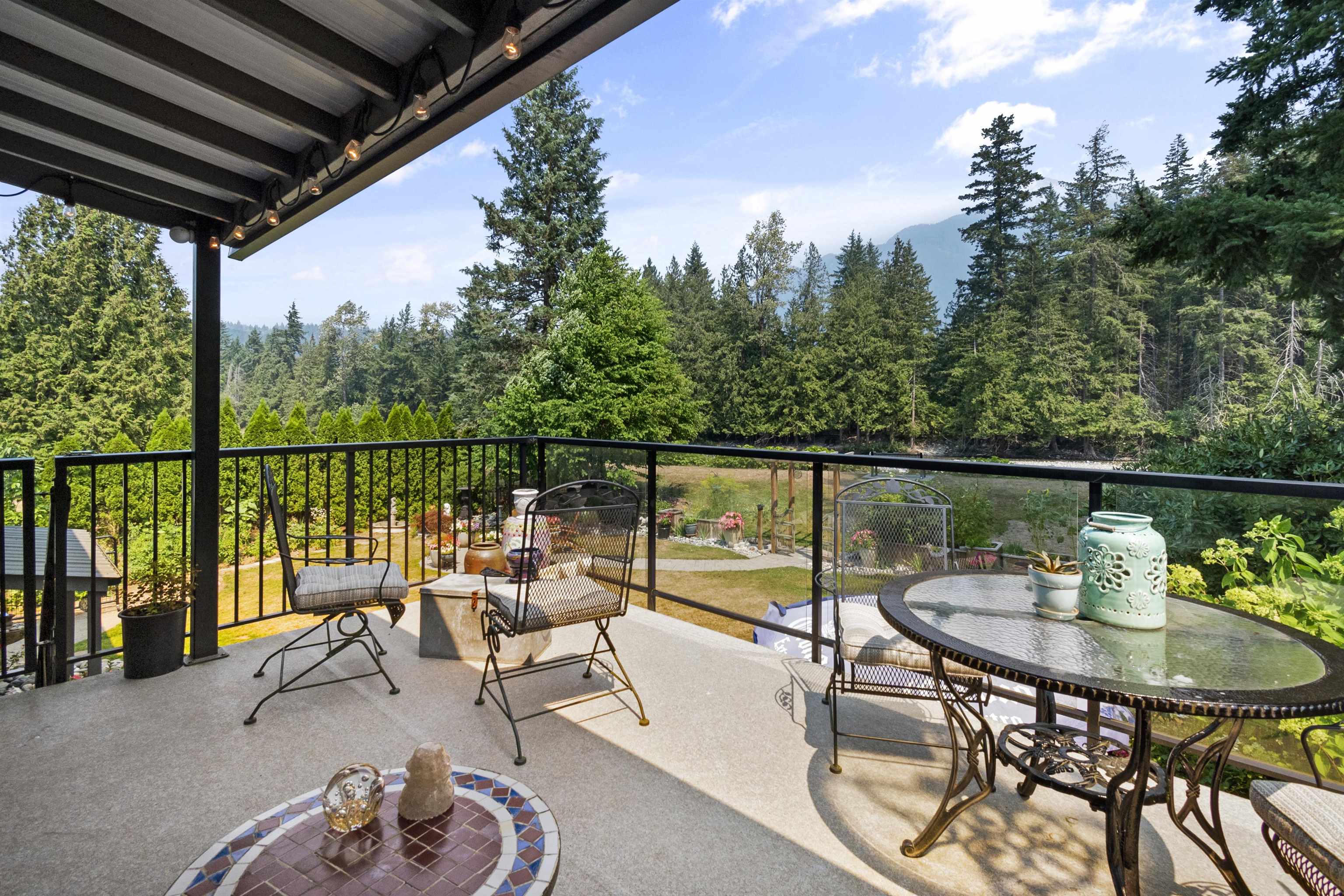 190 Robertson Crescent, Hope, BC, V0X 1L4