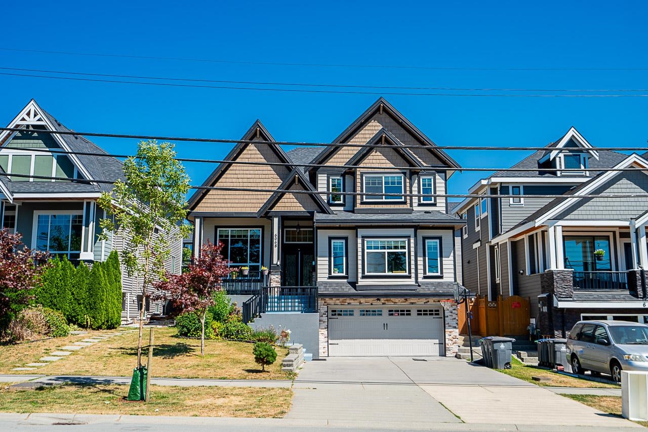 6068 181a Street, Surrey, BC, V3S 4M2