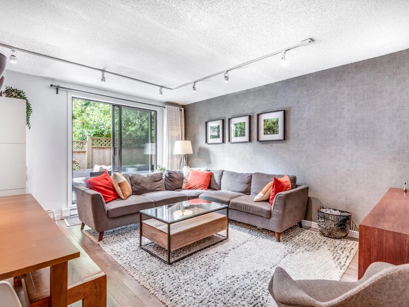 102 - 9149 Saturna Drive, Burnaby BC V3J 7K1