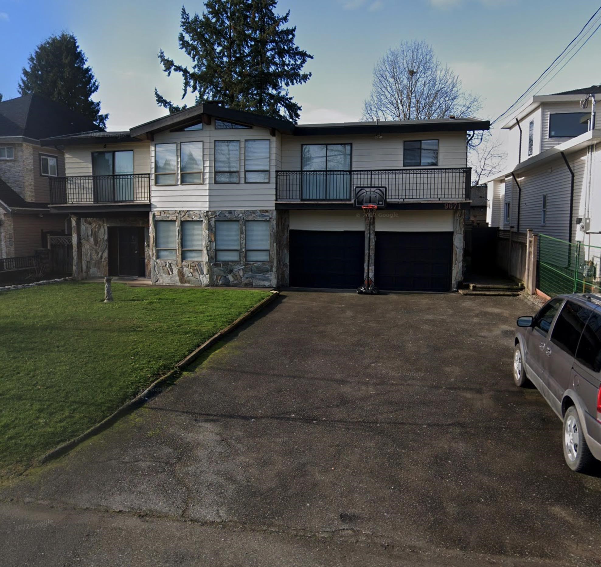 9671 154 Street, Surrey, BC, V3R 4J4