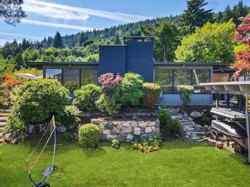 93 Bonnymuir Drive, West Vancouver BC V7S 1L3